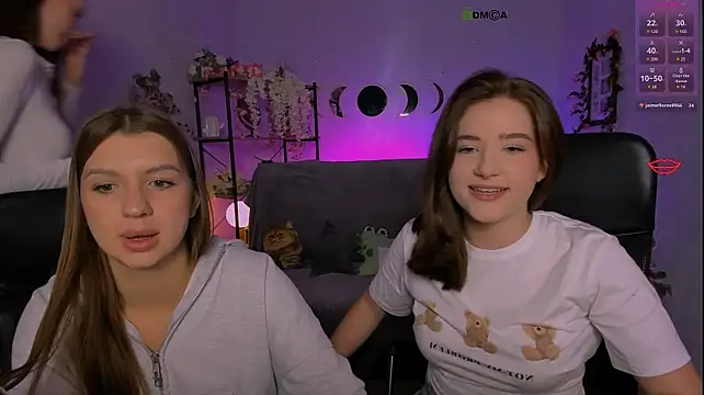 Khloebeauty - flash tits