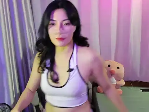 Julie_nguyen - open group show, strip tease