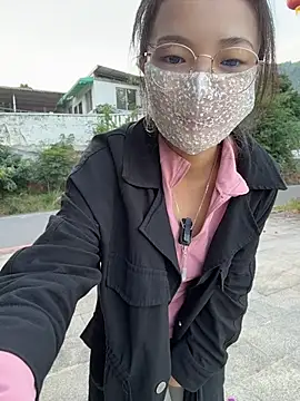 Richuan - 马路边要不要叫出来