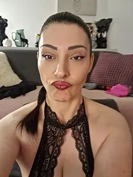 AryaSummersReal - POMPINO SALIVOSO, LT GET 2 MIN CTRL