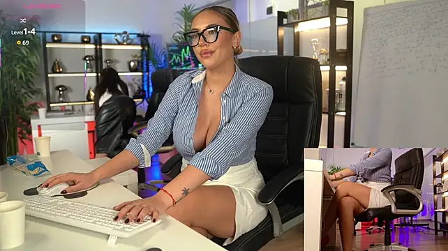 BabesGoWild - is the right time to cum