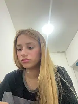 Barbie107 - Mostrar os peitos