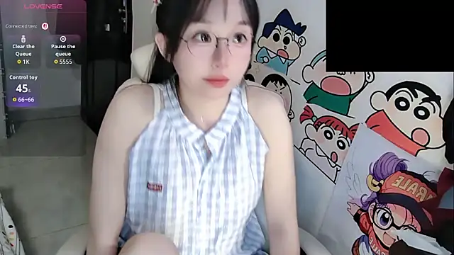 Angela-AMY - 我的心思很好猜，除了减肥就是发财 脱一件吧