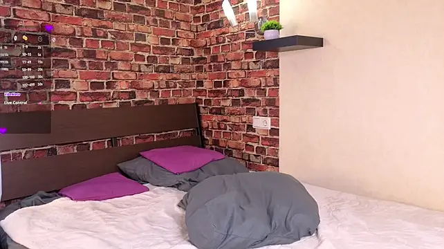 Holly_official - RIDE DOMI ON PILLOW (COWGIRL)
