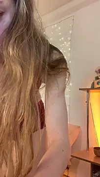 BeautyEliise_ - shake my ass in panties