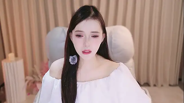 Selena-ya - 花式秀腿~