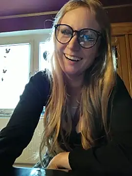 SweetGermanGoddess - 🥵 Jump and Bounce my Boobs