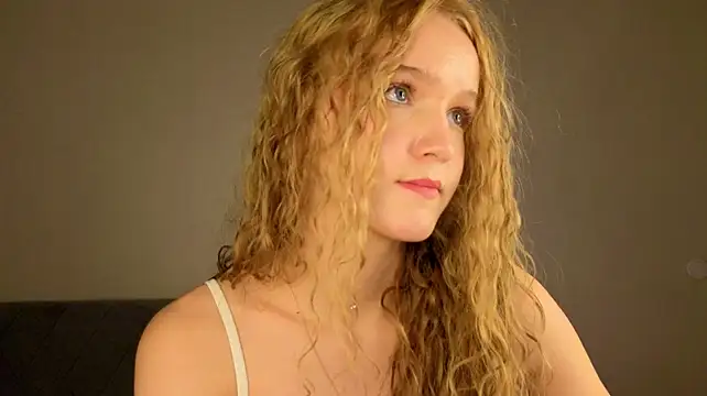 Sue_dream - show your butt in panties