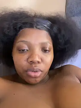 MilfBoobsxx - Finger pussy 🍑