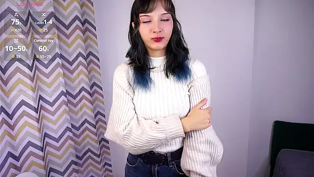 ShonaDevitis - eye contact