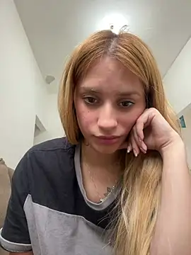 Barbie107 - Mostrar os peitos