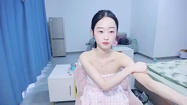 Mist_Muxiii520 - 人总是喜欢反季节的东西，就像幸福后知后觉