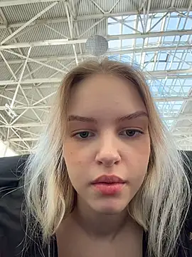 AshleyMur - naked show
