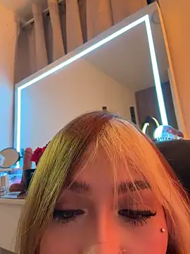 Daniela_ruizz - Plug in ass