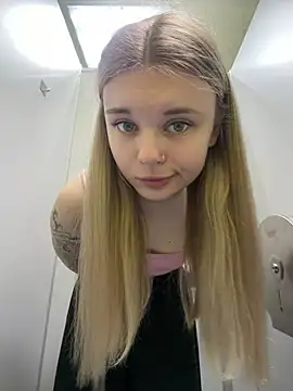 -MiaKitty