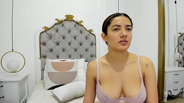 Skylerwhite02 - Spank Ass x5