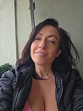 Risky_woman - IN PUBLIC PARK.Nude.SQUIRT win snapcht