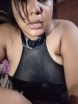 ESMERALDA1331 - Soy nueva jiji
