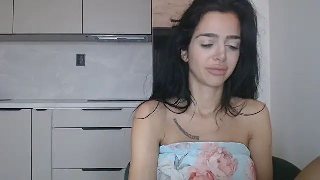 GloriyaPG@xh - Last tipper gets 3 vids by his choice