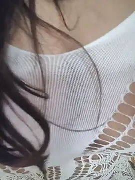 Hot_zeclin - Tight cameltoe move up down on pussy 💦