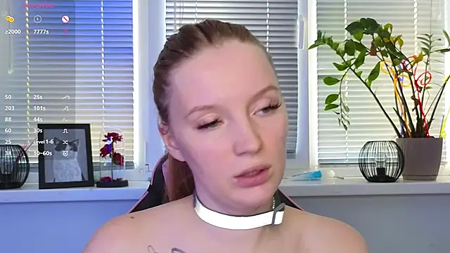Mary_Blu - put on a collar and give a blowjob