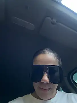 ViolettLuxe - Moan when Vibration is On
