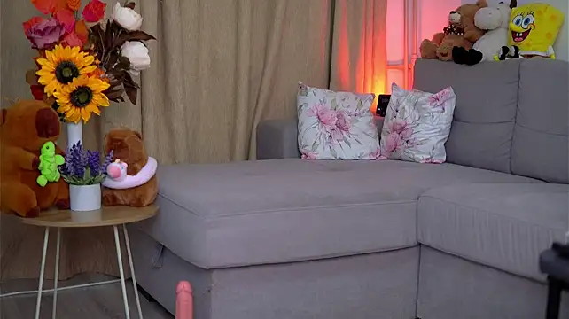 HotMollyX - Spank my boobs 💦
