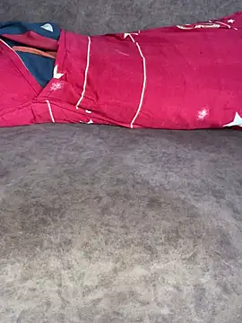 Juicey_bhabhi_pussy - Spit on pussy and boobs check insta boys
