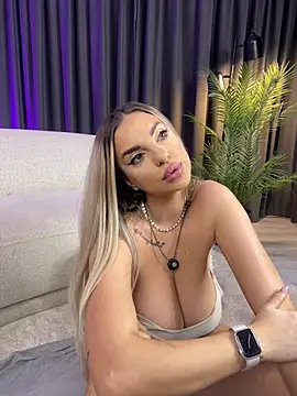 PearlPlenty - Spank that ass x5🍑