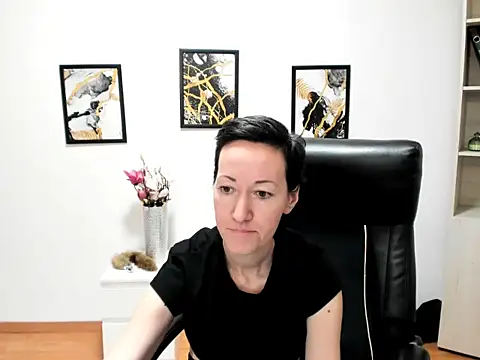 AyshaJoy - Excited on my first day!