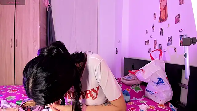ShaunaDream - Ride Dildo Show