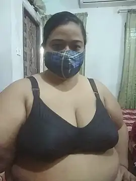 Momo_loves - c2c Only 8 token😉 call me guys🫦