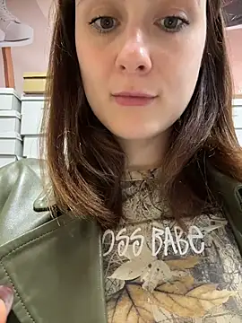Dina_Tease - MOAN SOO LOUD in KFC next GUARD