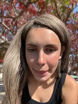 SandraCarter - Show ass in public park