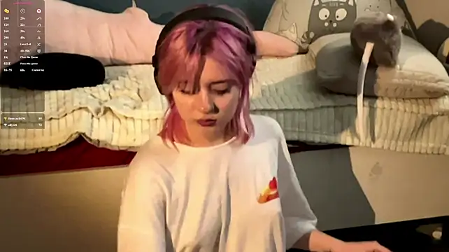 AueshaSimon - make my nipples wet