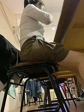 Masturbate-secretly - secretly fuck me in the caffe shop