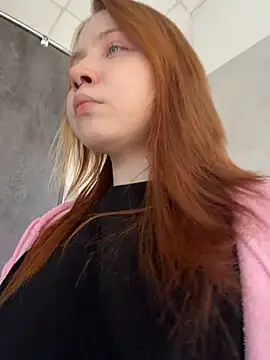 SlavicCandy - flash slutty boobies