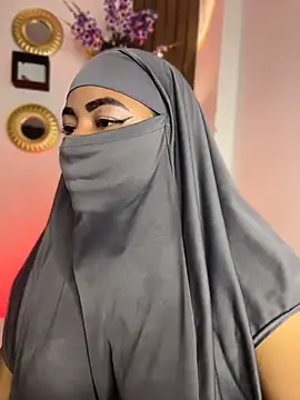 Isa-anbar - whip my ass until it's red