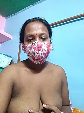 LovelyDarling1997 - Showing pussy