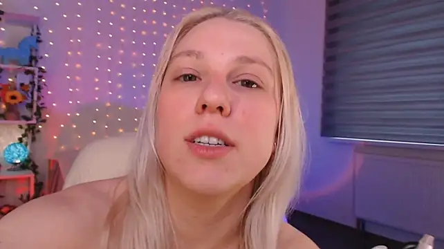 Betty_Vega - STRIPTEASE