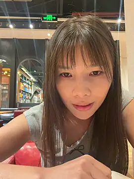 Fire-18 - 学姐为了完成学业 出卖身体 图书馆 搞刺激 完成目标脱内裤