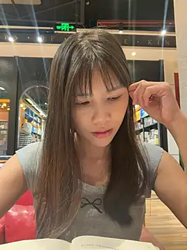 Fire-18 - 学姐为了完成学业 出卖身体 图书馆 搞刺激 完成目标脱内裤