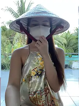 My_Melodyy - Make me pussy cum in public garden 🪴 😈