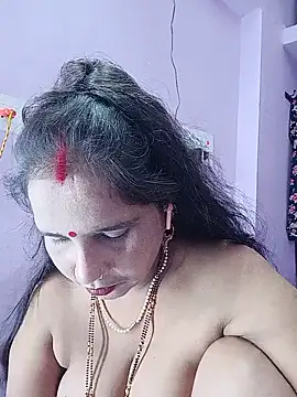 Reema05 - Fingring pussy
