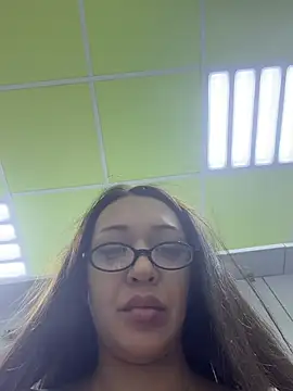 Jennxxx- - Loud SLAPS 5х on NAKED butt in public WC