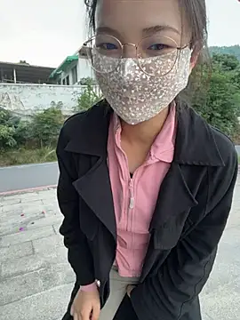 Richuan - 马路边要不要叫出来