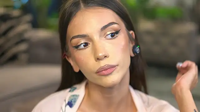Lexira1n - Put two fingers inside me