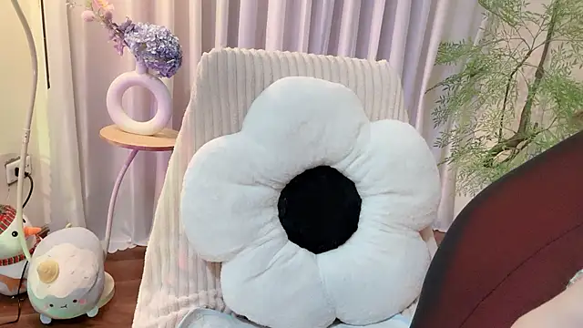 Hellensweetie - give me your big love