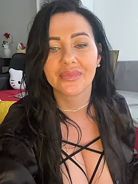 IRISWHITE17 - Oile Show💦🔞🎁