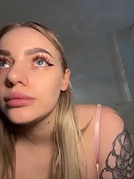 HugeBoobsAlice - EVERY 10TK HARD FINGERING PUSSY + SQUIRT